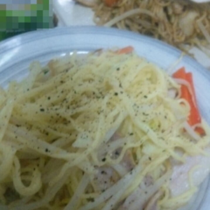 沖縄風　塩豚の塩焼そば